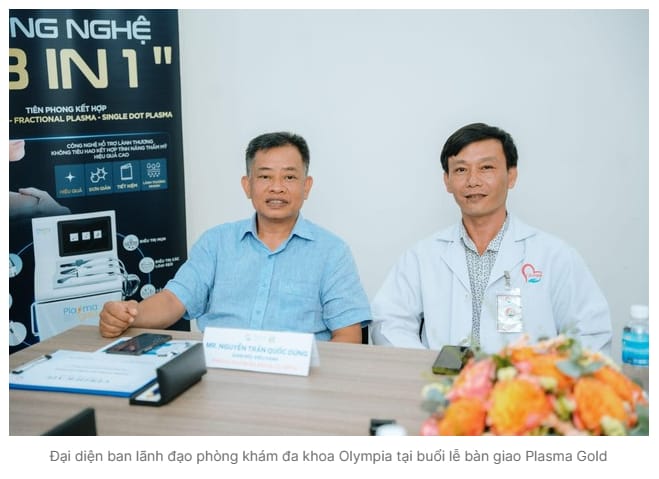Đại diện ban lãnh đạo phòng khám đa khoa Olympia tại buổi lễ bàn giao Plasma Gold